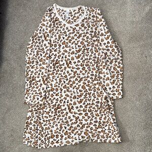 Fleece leopard night gown